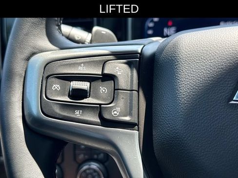 Used 2023 Chevrolet Silverado 1500 LT Trail Boss w/ LT Trail Boss Premium Package AWD/4WD image 29