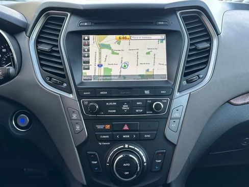 Used 2018 Hyundai Santa Fe Sport w/ 2.4L Tech Package 04 FWD image 33