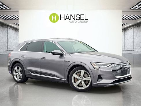 Used 2019 Audi e-tron Premium Plus w/ Towing Package AWD/4WD image 1