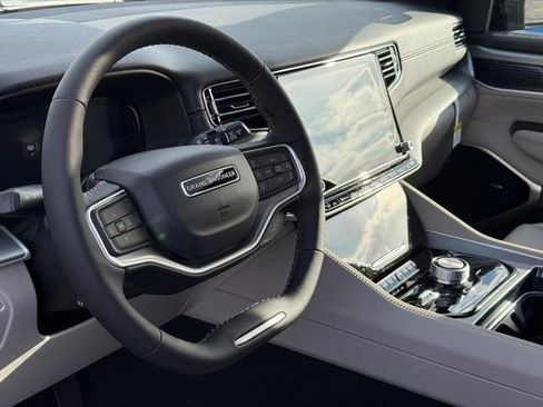 New 2026 Jeep Grand Wagoneer Limited AWD/4WD image 20