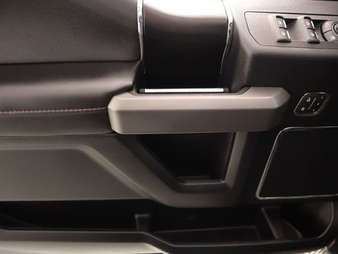 Used 2020 Ford F150 Platinum w/ Equipment Group 701A Luxury image 18