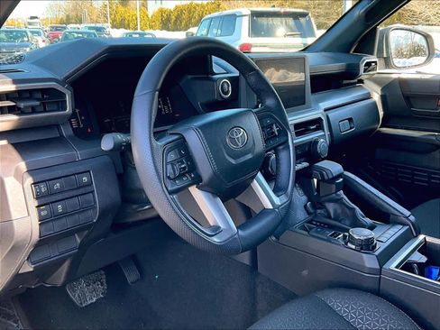 Used 2025 Toyota 4Runner SR5 image 8