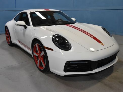 Certified 2024 Porsche 911 Carrera S RWD image 22