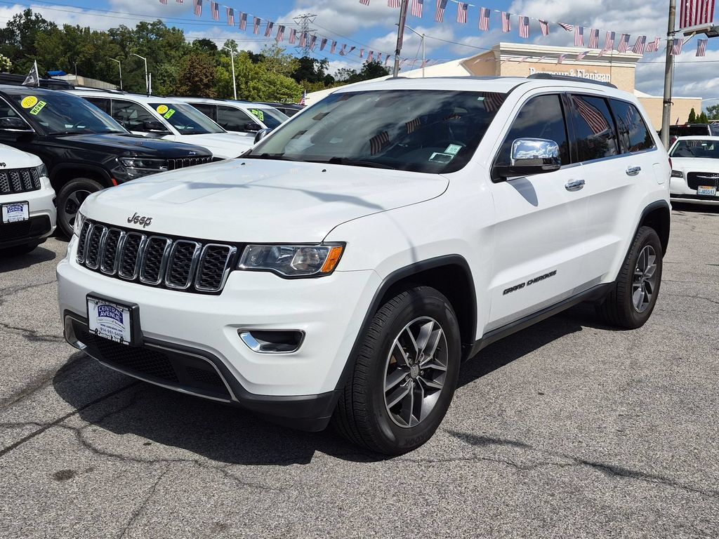 Used 2018 Jeep Grand Cherokee Limited AWD/4WD image 1