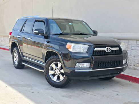 Used 2012 Toyota 4Runner SR5 image 1