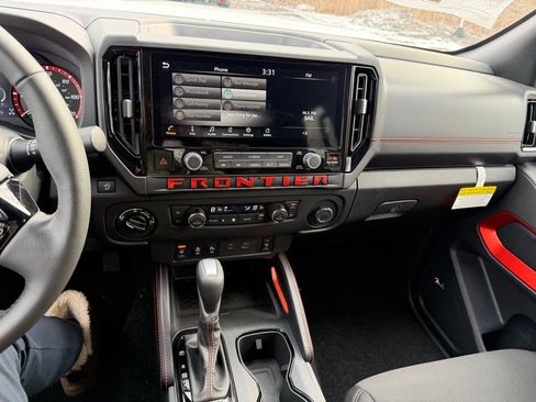 New 2025 Nissan Frontier PRO-4X w/ Pro Convenience Package image 8