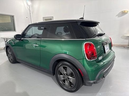 Used 2022 MINI Cooper 2-Door Hardtop FWD image 6