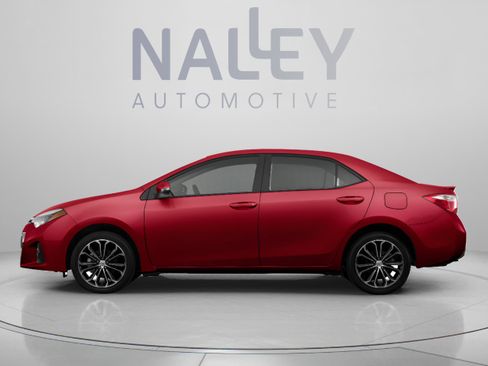 Used 2015 Toyota Corolla LE FWD image 3
