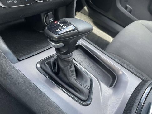 Used 2023 Dodge Charger SXT w/ Blacktop Package AWD/4WD image 28