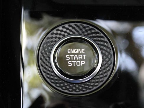 New 2025 Kia Niro EX Touring image 33