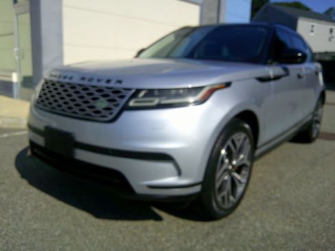 Used 2019 Land Rover Range Rover Velar S AWD/4WD image 27