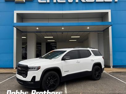 Used 2022 GMC Acadia SLE w/ Driver Convenience Package