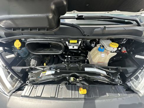 Used 2025 RAM ProMaster 2500 w/ Convenience Group FWD image 34