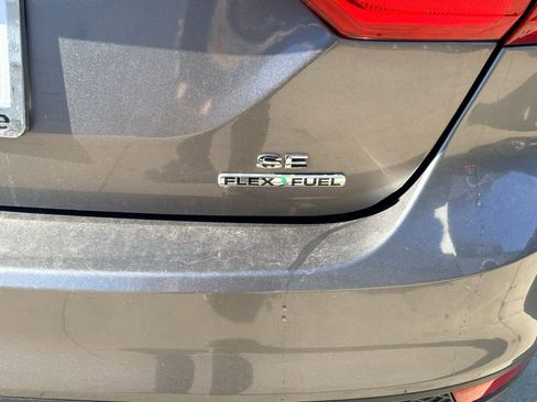 Used 2014 Ford Focus SE w/ SE Winter Package image 7