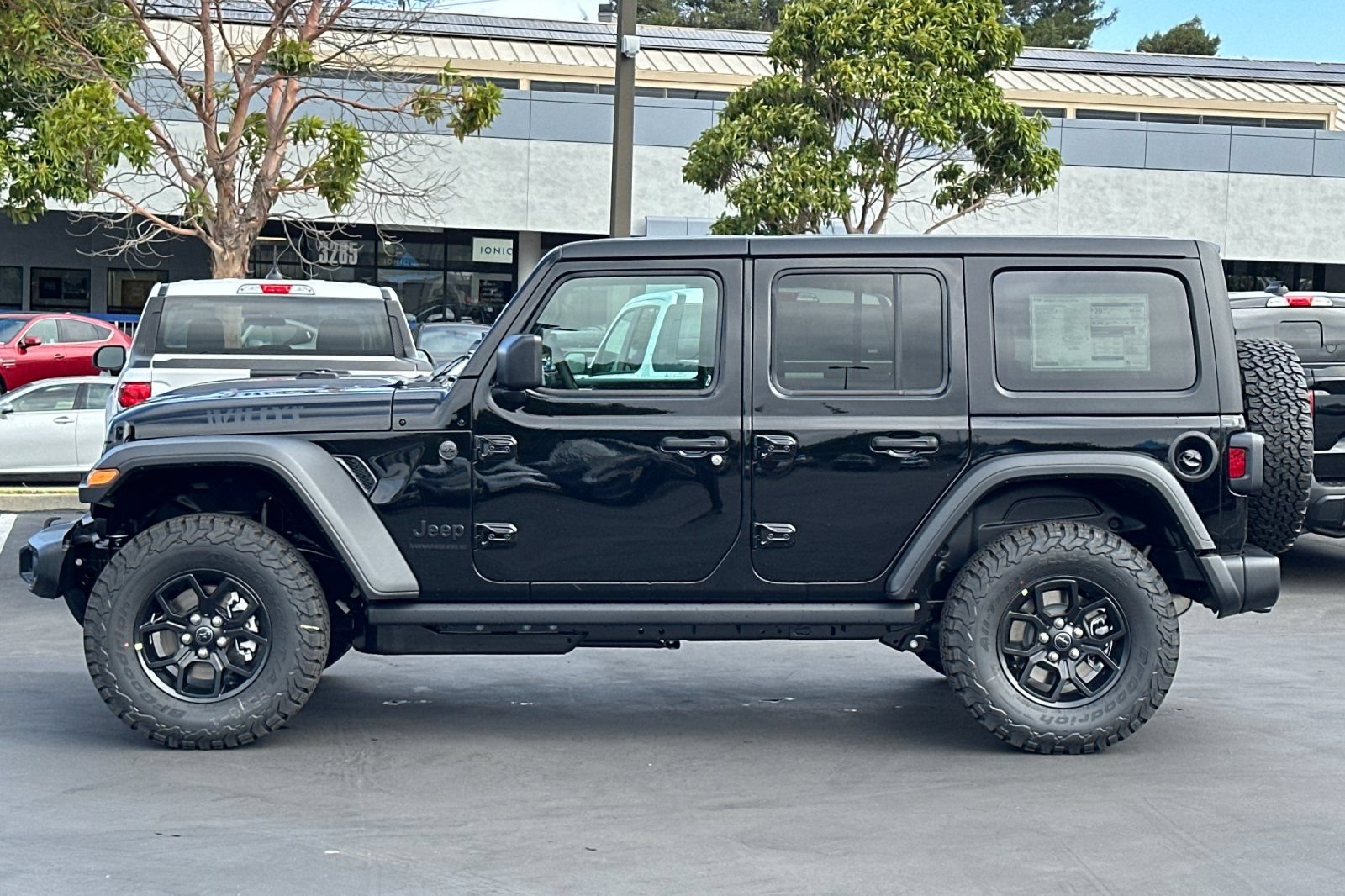 New 2026 Jeep Wrangler Unlimited Sport AWD/4WD image 7