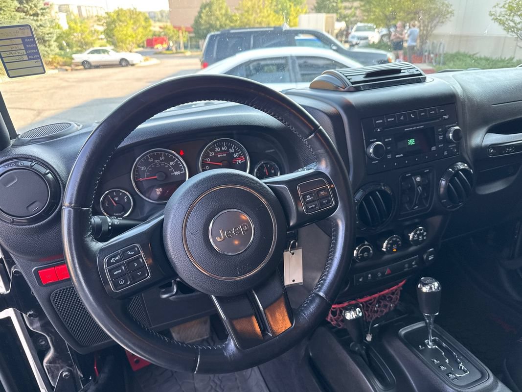 Used 2018 Jeep Wrangler Unlimited Rubicon AWD/4WD image 25