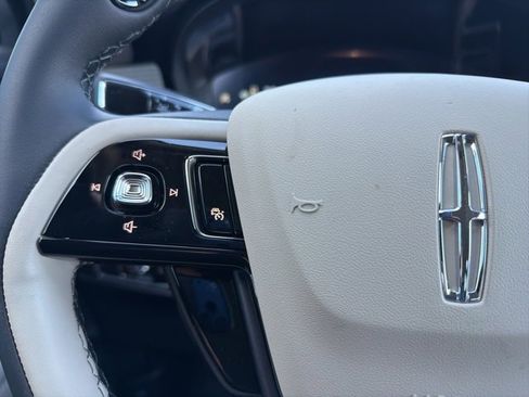 New 2026 Lincoln Corsair Premiere image 16