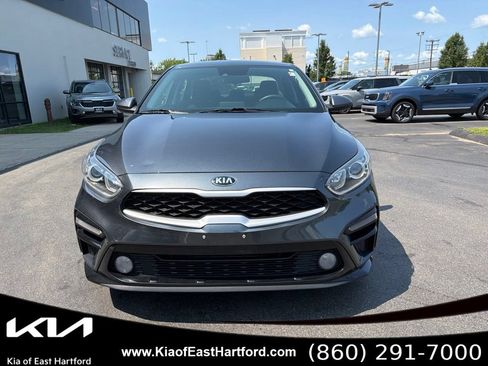 Used 2023 Kia Forte GT-Line w/ GT-Line Premium Package FWD image 4