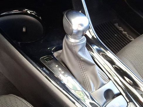 Used 2019 Toyota C-HR XLE image 13