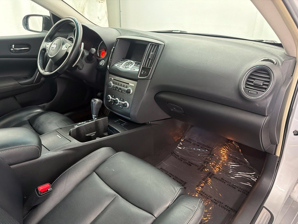 Used 2011 Nissan Maxima 3.5 SV w/ Sport Pkg FWD image 29