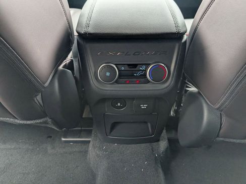 New 2026 Ford Explorer Platinum AWD/4WD image 19