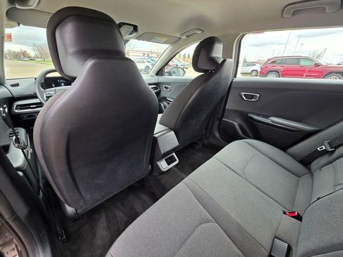 Used 2025 Kia K4 FWD image 13