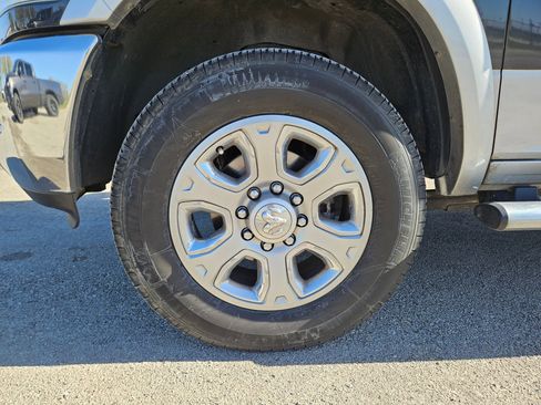 Used 2014 RAM 2500 Laramie w/ Convenience Group image 30