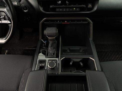 Used 2023 Toyota Tundra SR5 AWD/4WD image 13