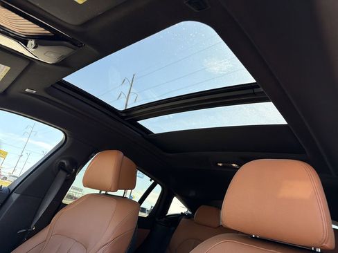 Used 2021 BMW X6 sDrive40i w/ M Sport Package image 14