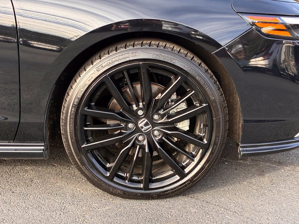 Used 2025 Honda Accord Touring image 48