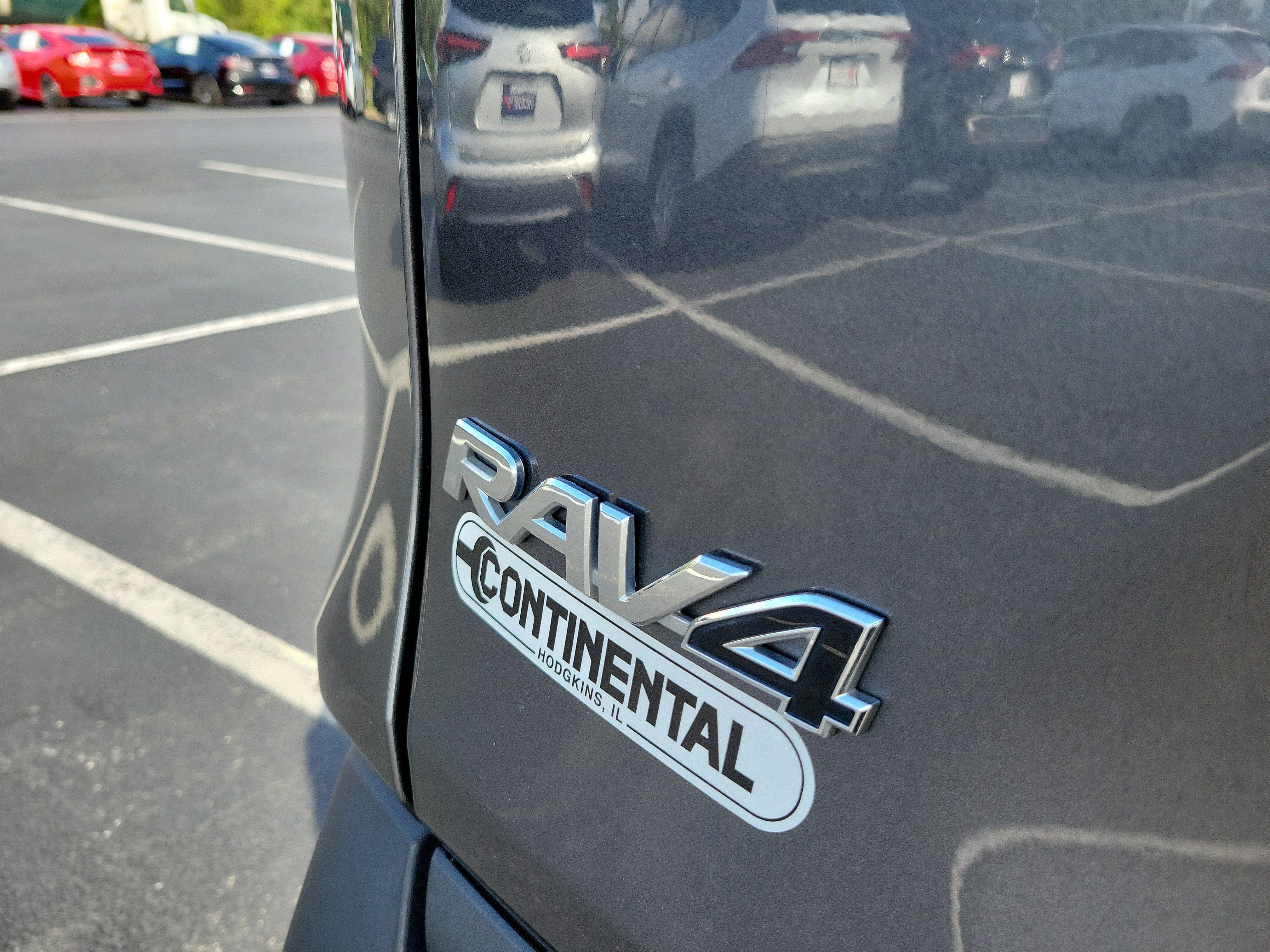 Certified 2025 Toyota RAV4 XLE AWD/4WD image 9