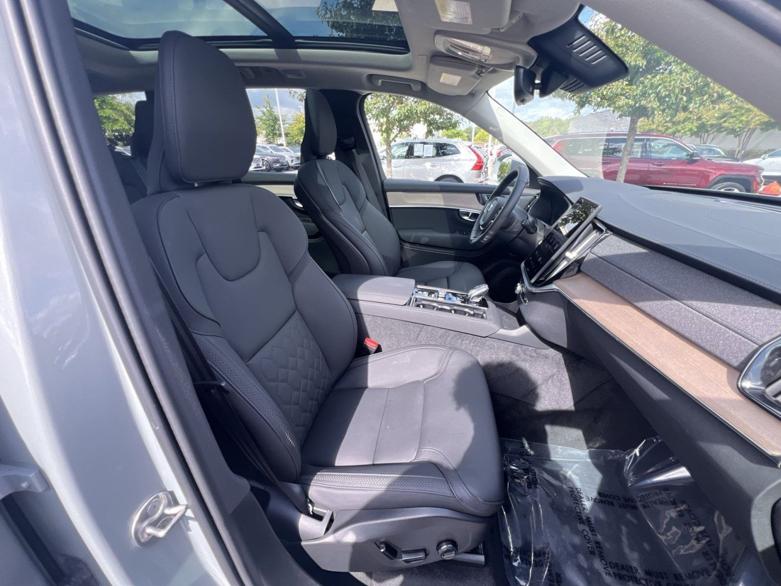 Used 2026 Volvo XC90 B6 Plus AWD/4WD image 28