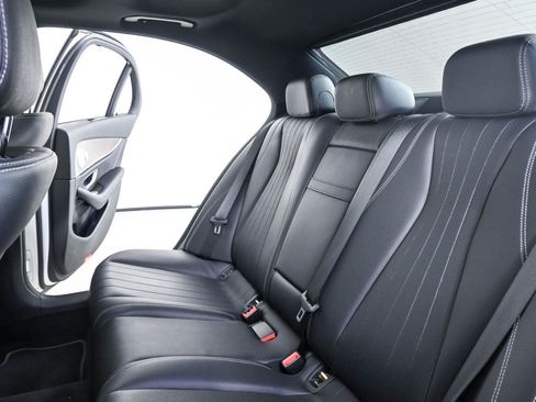 Used 2017 Mercedes-Benz E 300 image 21