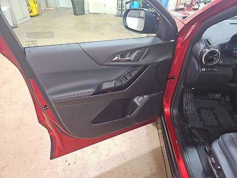 New 2026 Chevrolet Equinox LT w/ Convenience Package II image 10