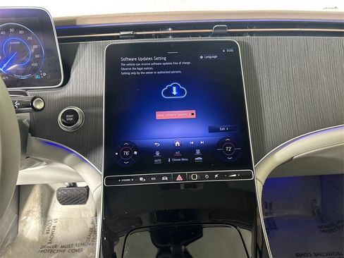 Certified 2023 Mercedes-Benz EQE 350+ SUV image 30