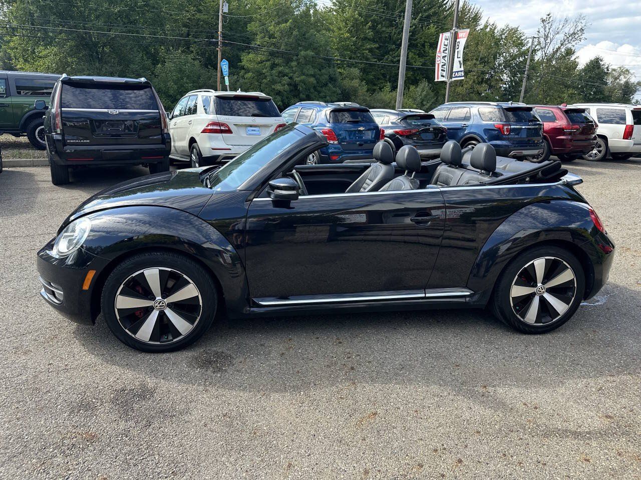 Used 2013 Volkswagen Beetle 2.0T FWD image 3