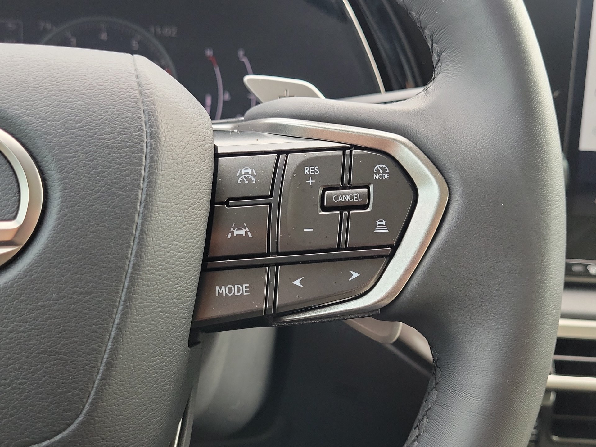 Used 2024 Lexus RX 350 FWD w/ Technology Package image 33