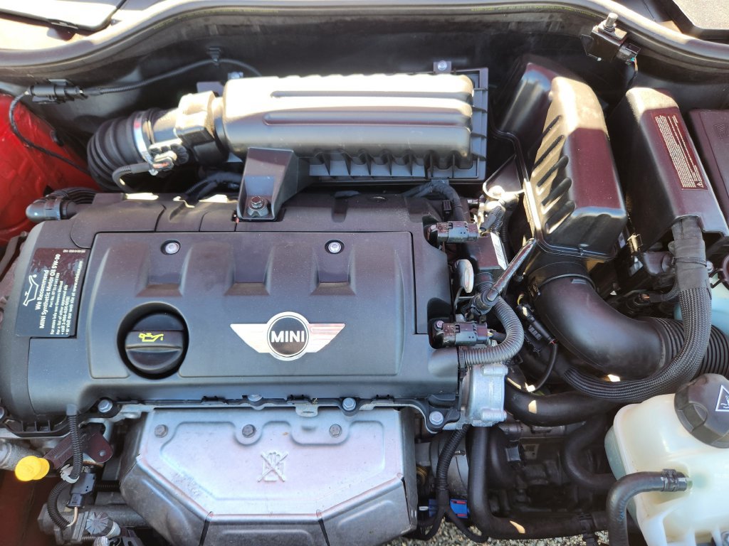 Used 2011 MINI Cooper Clubman FWD image 17
