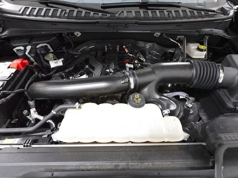 Certified 2025 Ford Expedition Platinum AWD/4WD image 37