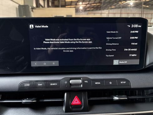 Used 2025 Kia K4 LXS image 33