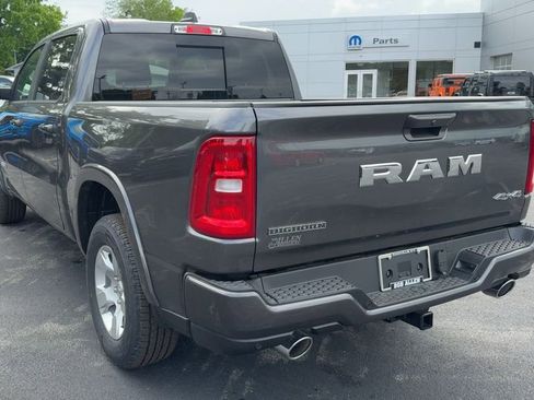New 2026 RAM 1500 4x4 Crew Cab image 5