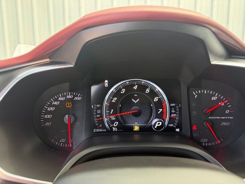 Used 2017 Chevrolet Corvette Stingray Coupe RWD image 12