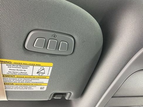 Used 2025 Ford F350 Lariat w/ Black Appearance Package image 26