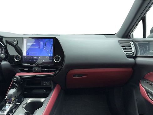 Used 2024 Lexus NX 250 FWD w/ Towing Package (2000 Lbs) image 20