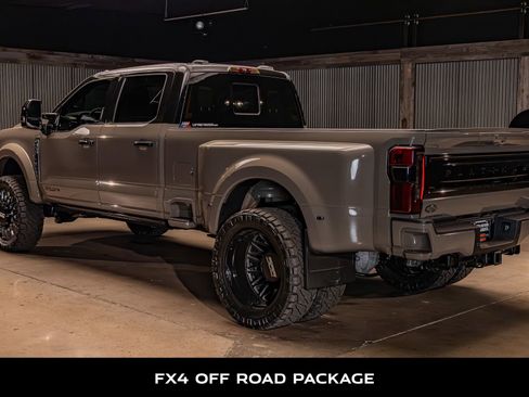 Used 2026 Ford F450 Platinum w/ Platinum Plus Package image 7