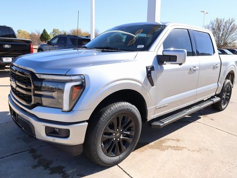 New 2025 Ford F150 Lariat w/ Equipment Group 501A Mid image 12