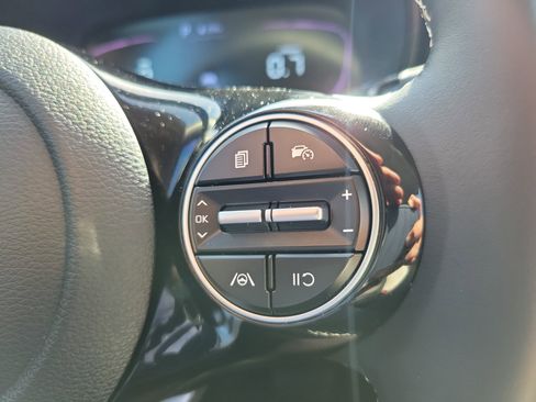 Used 2023 Kia Soul GT-Line FWD image 19