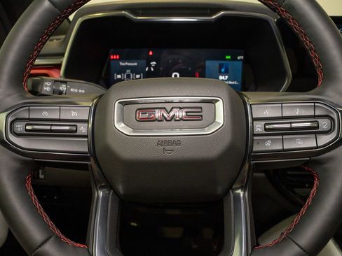 Used 2024 GMC Canyon AT4X image 20