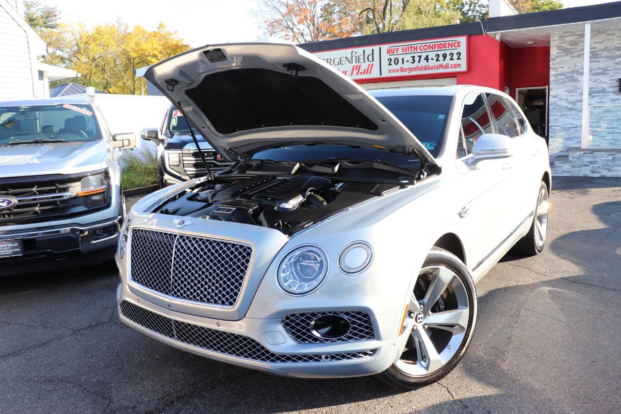 Used 2018 Bentley Bentayga AWD/4WD image 69
