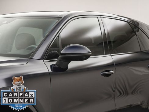 Used 2023 Porsche Cayenne Platinum Edition image 11